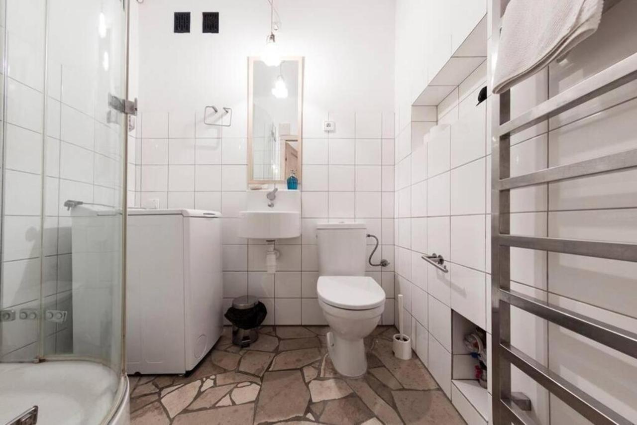 وارسو Snug Apartment In A Tenement House - Old Town - F50/5 المظهر الخارجي الصورة